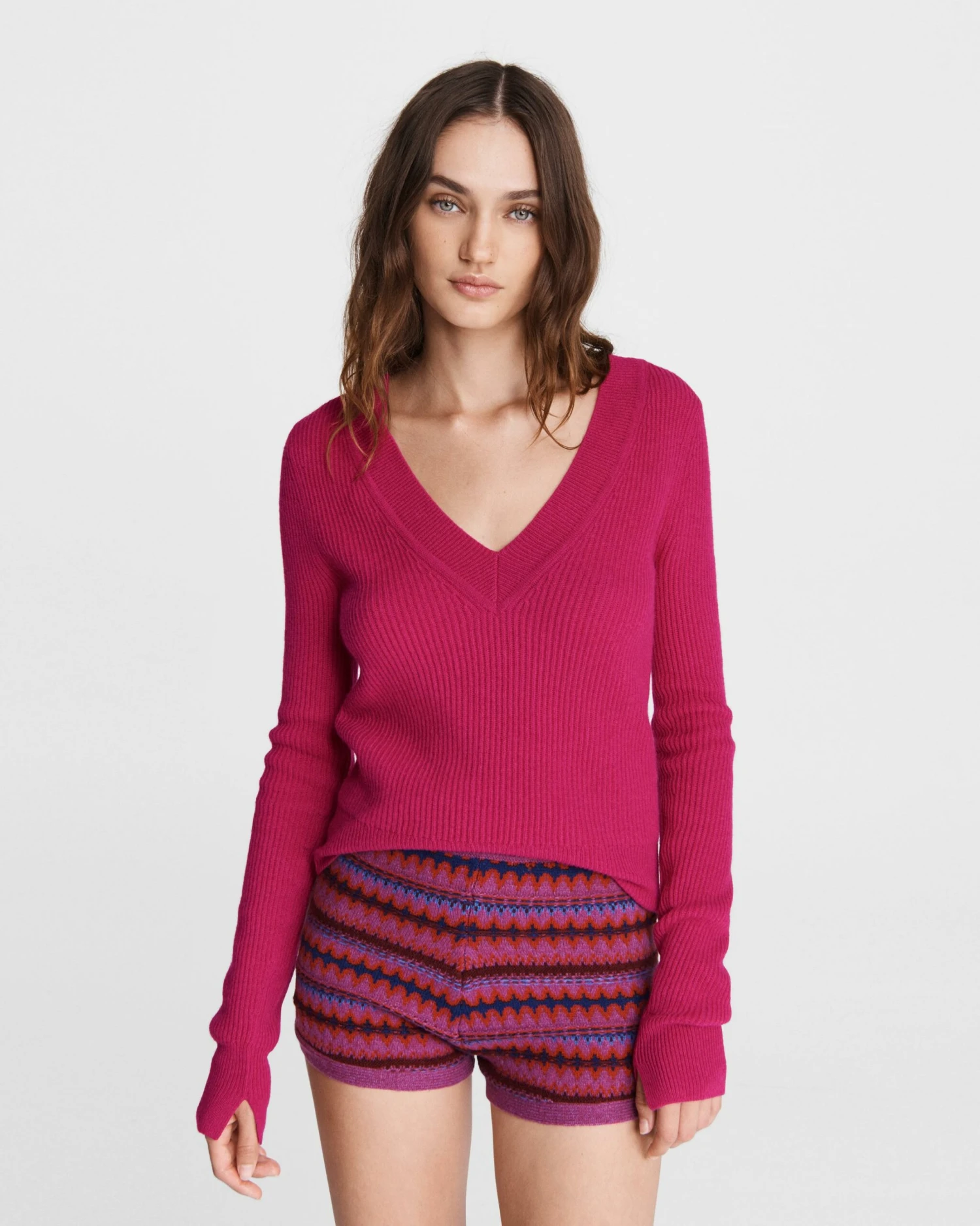 Pierce-Cashmere-V-Neck-Sweater-2.jpg-2.jpg Rag & Bone Pierce Cashmere V-neck Sweater For Sale Black -Rag Bone For Women Sales 2024 Pierce Cashmere V Neck Sweater 2.jpg 2 scaled