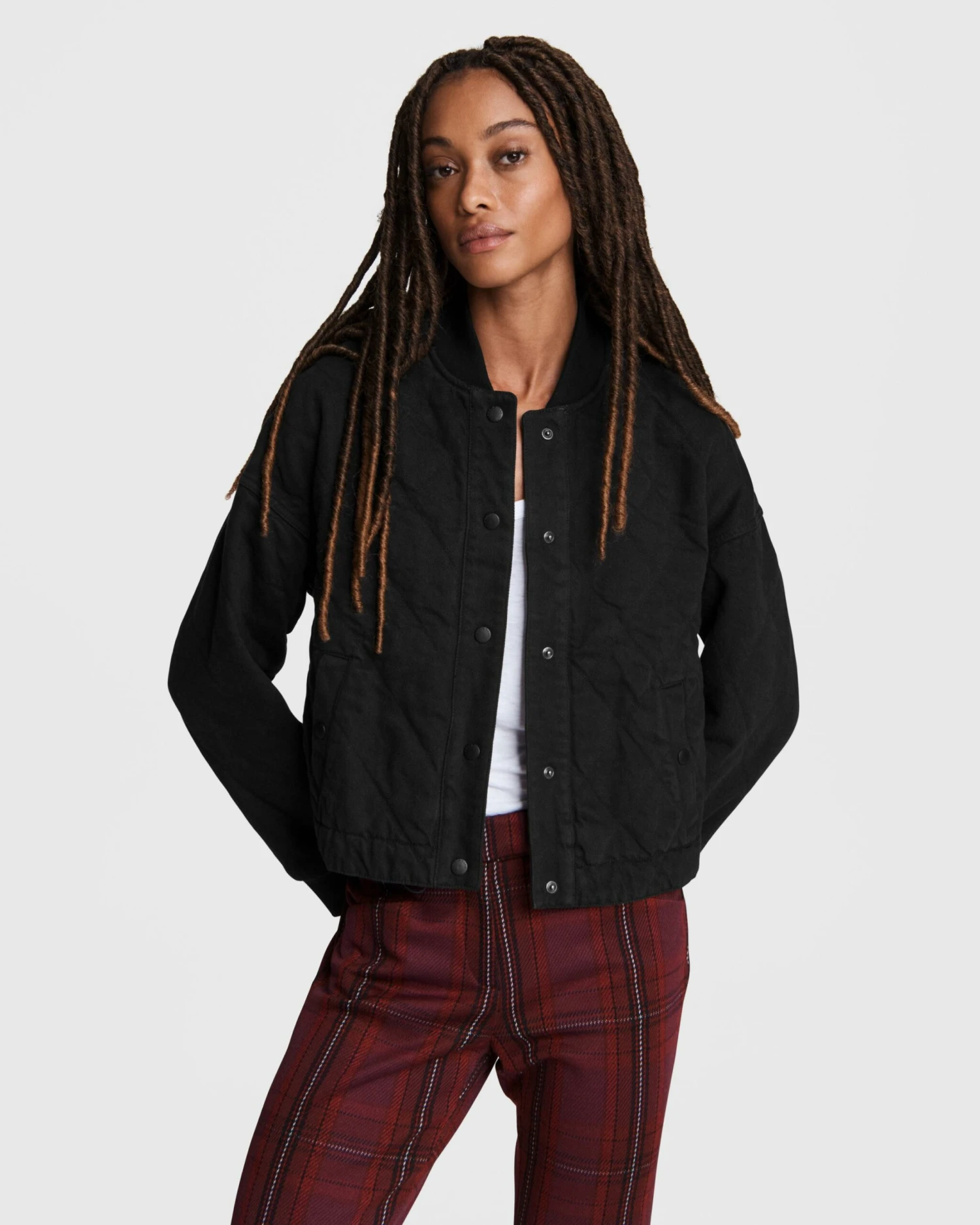 Rag & Bone Val Quilted Cropped Cotton Jacket For Sale Black 3 Rag & Bone Val Quilted Cropped Cotton Jacket For Sale Black – Image 3